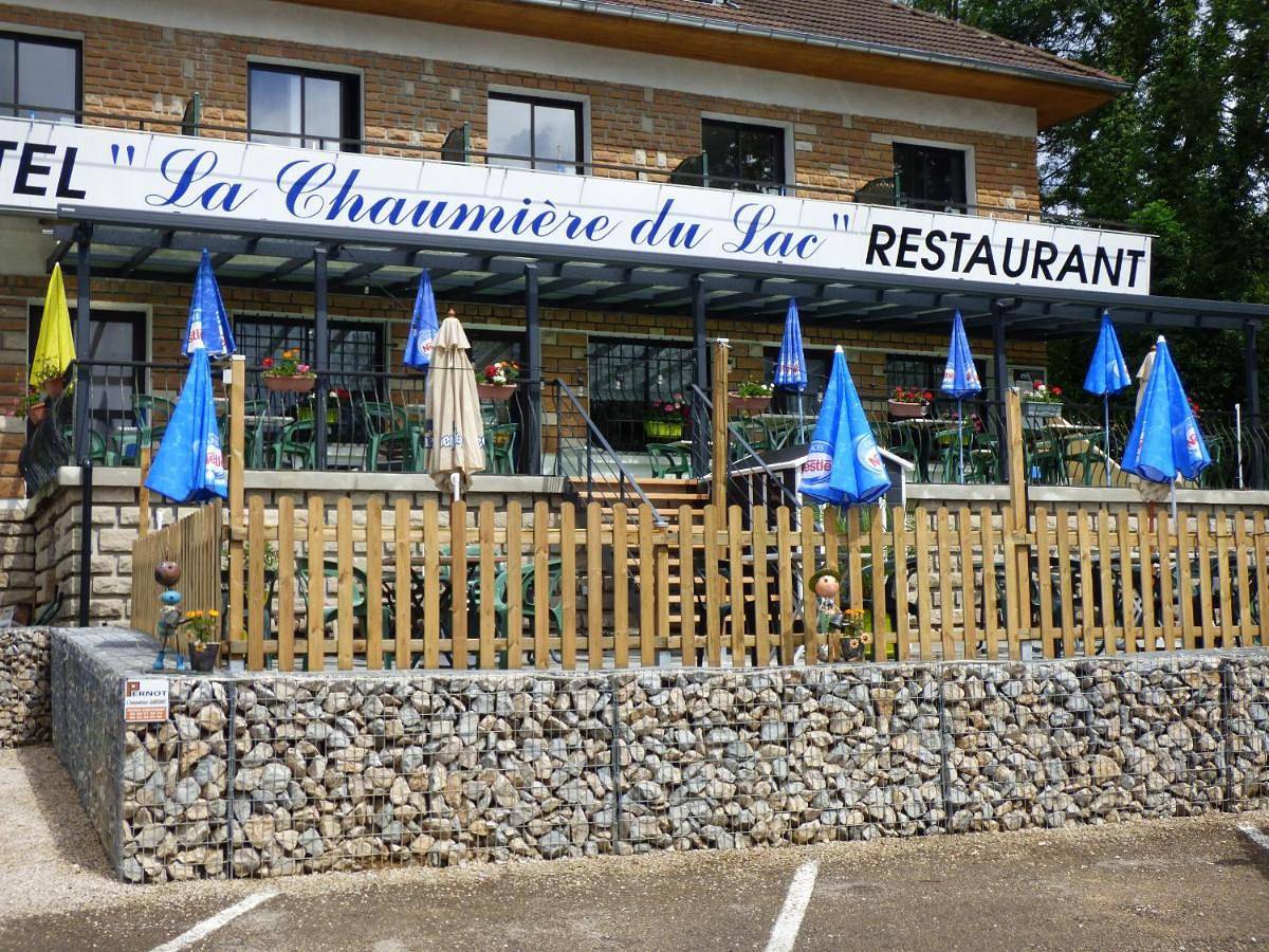 Hotel Restaurant La Chaumiere du Lac in Clairvaux-les-Lacs, Jura Francais