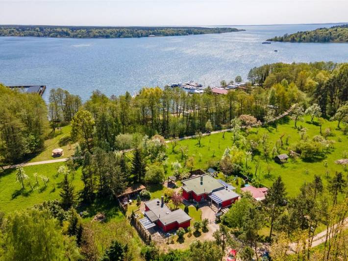 Ferienhaus für 2 Personen, mit Terrasse in Waren (Müritz)