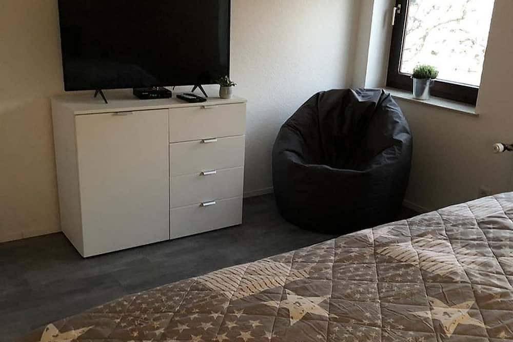 Ganze Wohnung, Ferienwohnung Schönblick - Appartement/Fewo, Dusche und Bad, Wc, 2 Schlafräum in Neustadt an der Weinstraße, Pfälzer Rheinebene