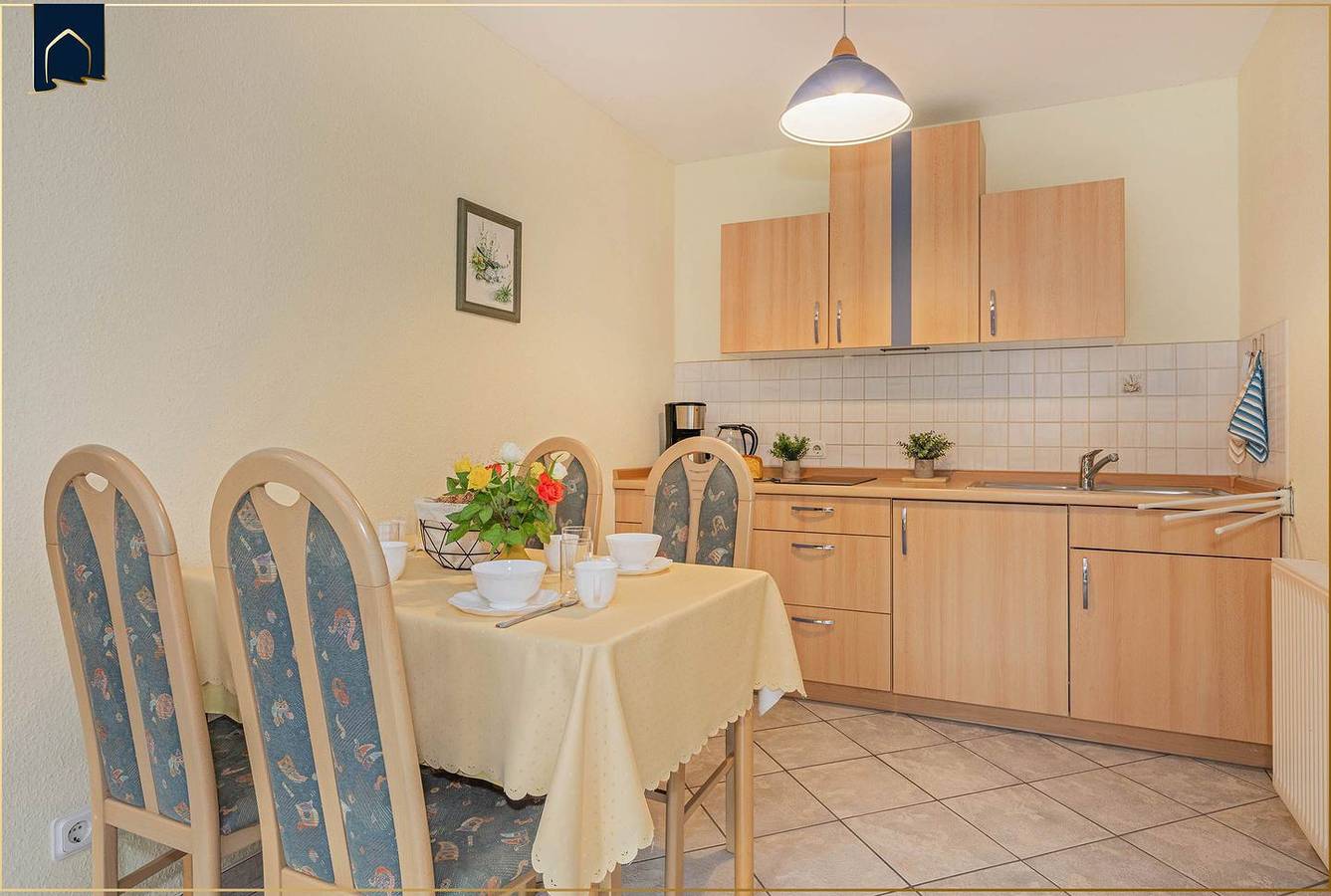 Ganze Wohnung, Gemütliche Ferienwohnung mit Terrasse, nur 600 m vom Ostseestrand entfernt in Drei Kaiserbäder, Heringsdorf