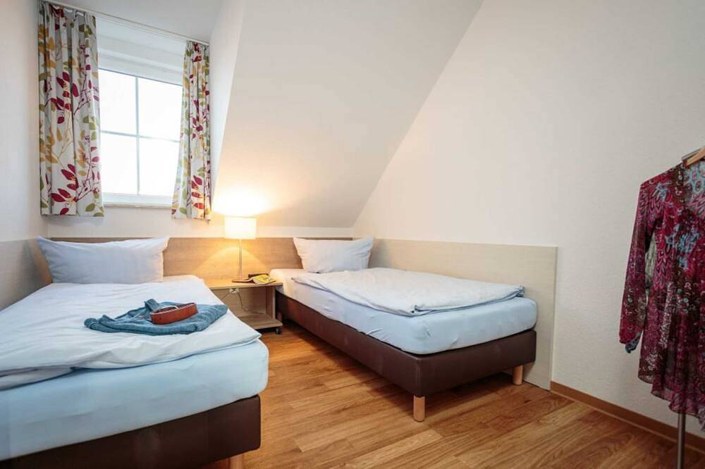 Ganze Wohnung, Rob 22 für 8 Personen, ca. 86 qm - Feriendorf Robbenplatte Burhave (3) in Burhave, Butjadingen