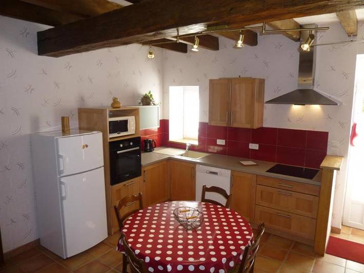 Location de vacances pour 4 personnes, avec terrasse à Charrais