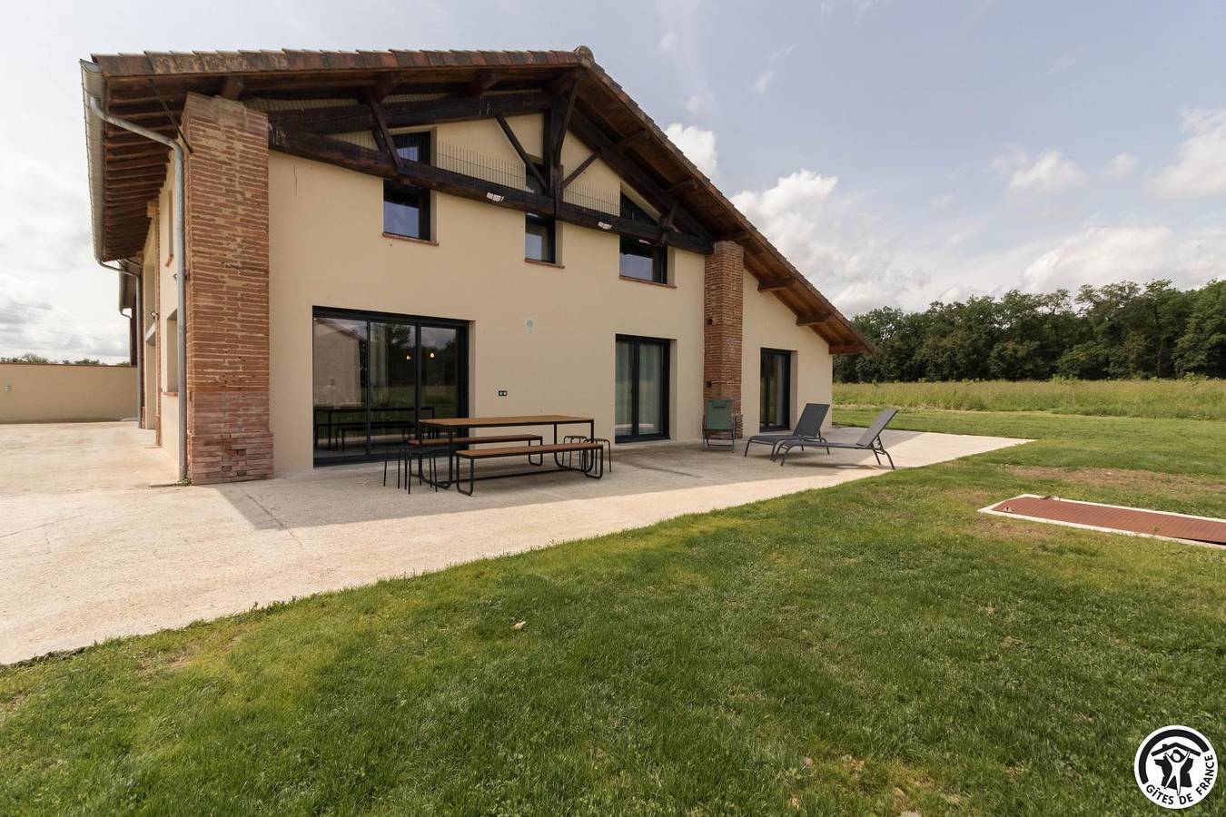 Les Amandiers du Castéras in Saint-Clar-de-Rivière, Haute-Garonne