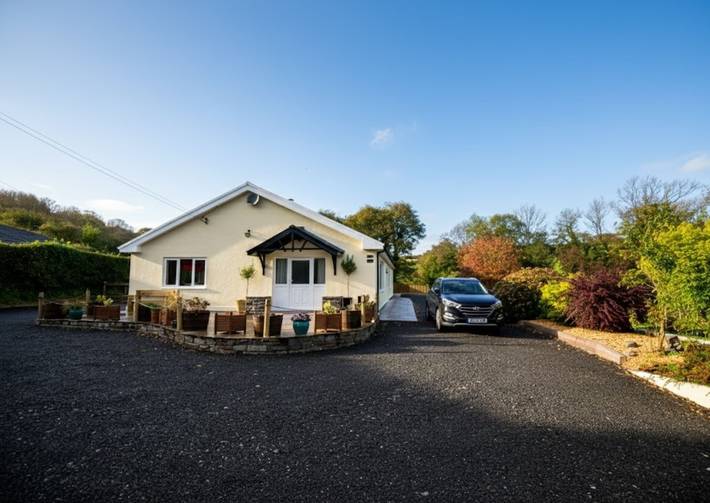Cottage for 12 people, with garden, child-friendly in Laugharne