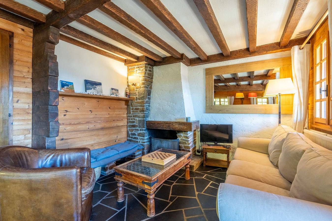 1/2 Grand chalet cosy, terrasse et vue imprenable in Le Grand-Bornand, Région d'Annecy