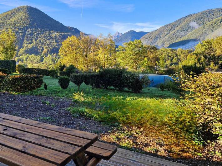 Chalet pour 8 personnes, avec Terrasse ainsi que Jardin et Vue