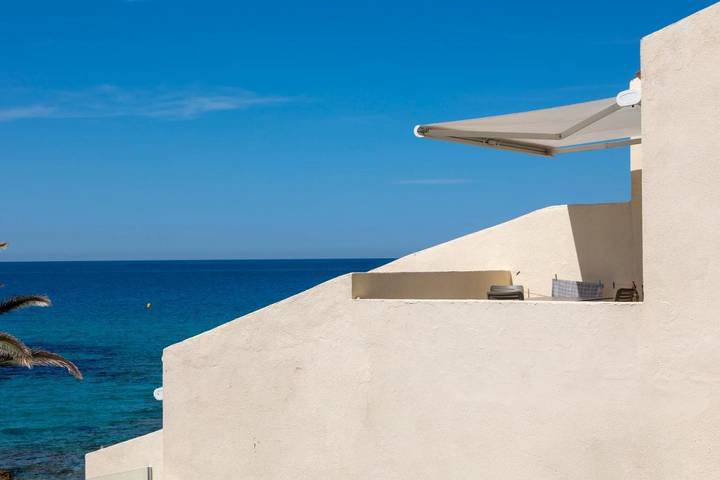 Location de vacances pour 2 personnes, avec vue et jardin dans Plage du Péro - 4