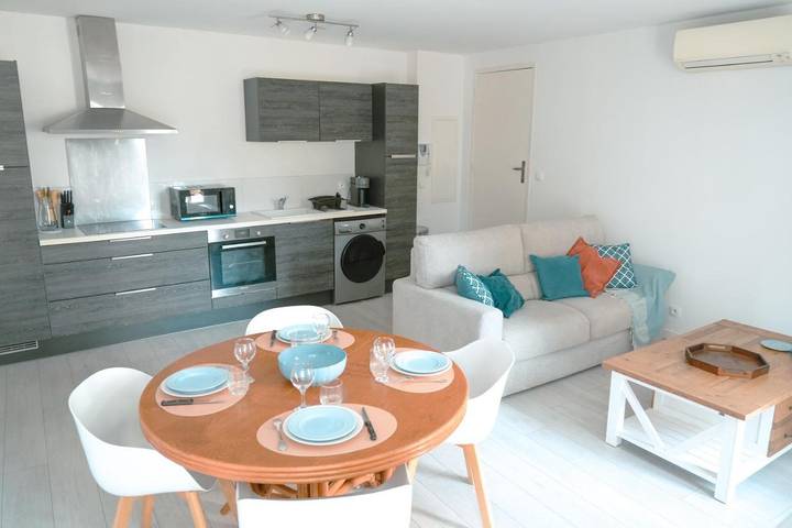 Gîte pour 4 personnes, avec vue et terrasse dans Plage de Magaud - 4