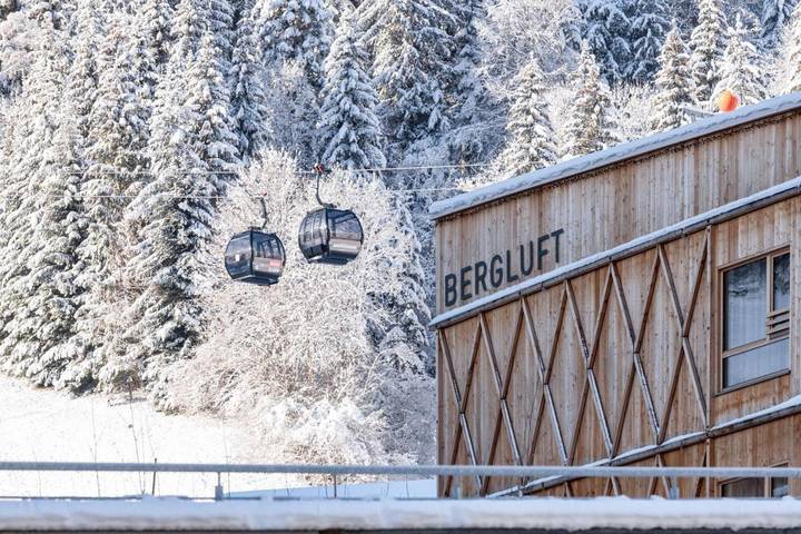 Hôtel pour 4 personnes, avec piscine ainsi que sauna et jardin
