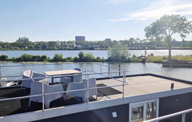 Hausboot für 4 Personen mit Terrasse in Amsterdam Oost, Holländische Küste