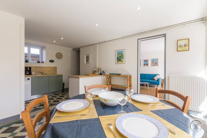 Gîte pour 4 personnes, avec terrasse à Lingreville - 4