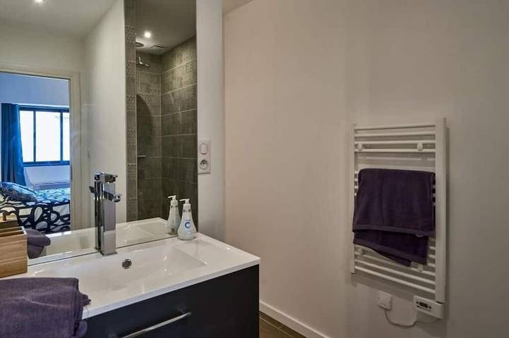 Gîte pour 2 personnes, avec jardin à Arbois (homonymie) - 3