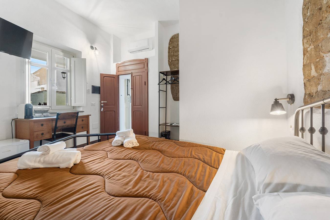 Zimmer 2 – Economy Doppelzimmer in Assemini, Campidano