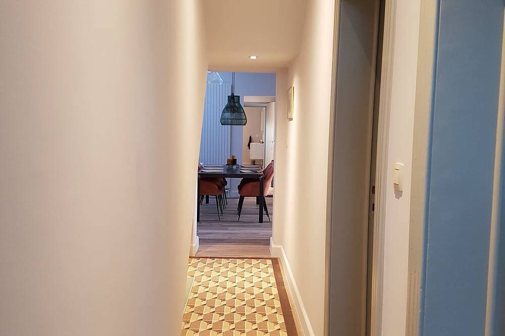 Geheel appartement, Fancy 2-bedroom apartment nearby Maastricht in Riemst, Belgisch-Limburg