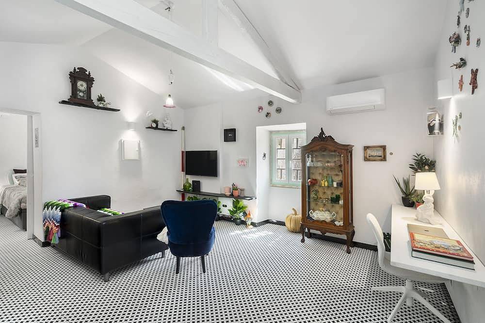 Inspiring and Cozy 1899's House, Queen Size Bed, foto 13