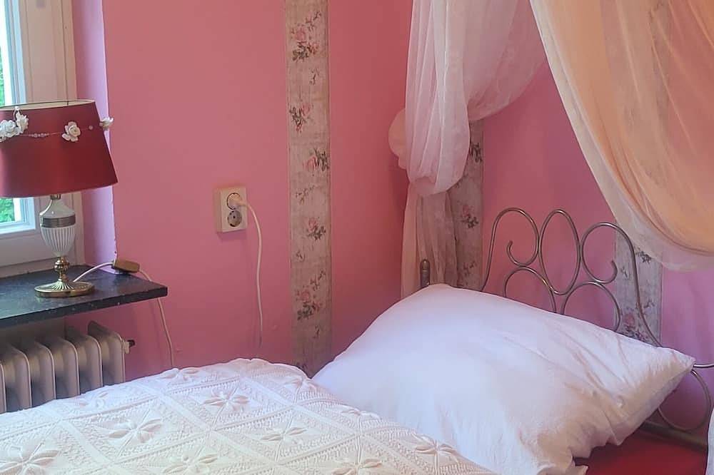 Ganze Wohnung, Ferienwohnung für 5 Personen auf Gut Hange am Wald und See in Freren, Emsland