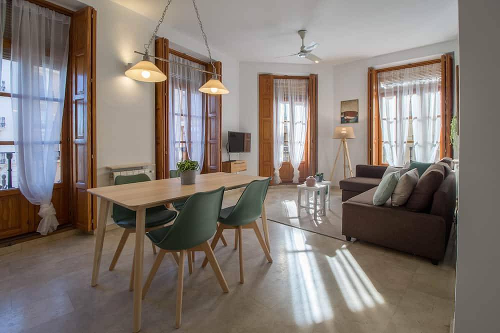 Apartamento entero, Amazing Shiny Apartment Torres de Serranos !  Estancia maxima 10 dias! in Valencia City Centre, Valencia