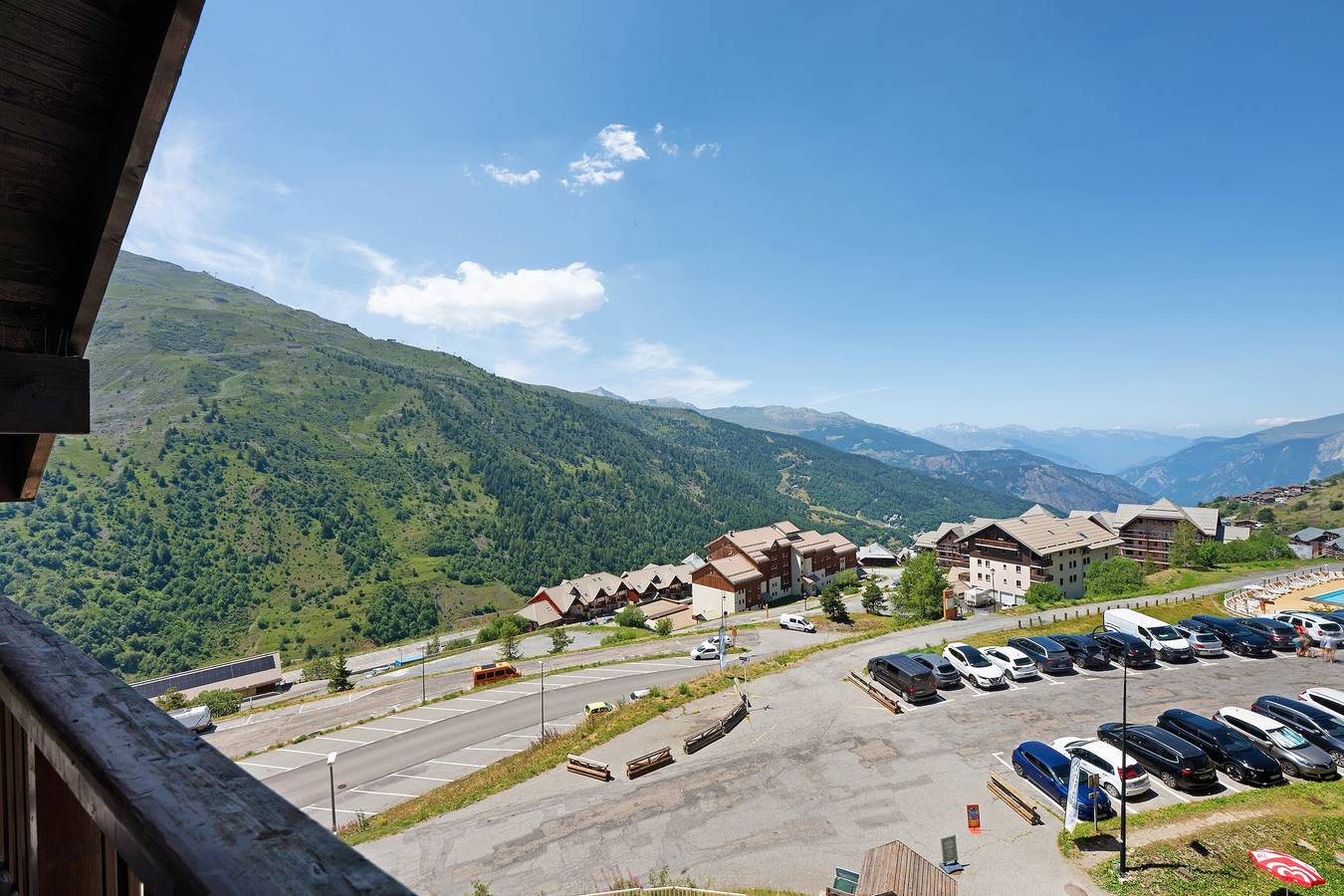 Appartement entier, Appartement « Valmeinier Le Miras » avec vue montagne, terrasse privée et Wi-Fi in Valmeinier, Région de Saint-Jean-de-Maurienne