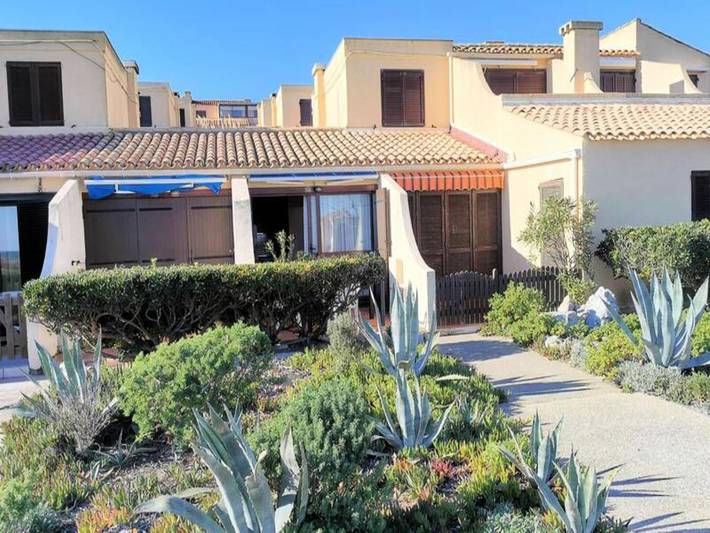 Gîte pour 3 personnes, avec terrasse, adapté aux familles dans Plage Le Grau De Leucate - 2