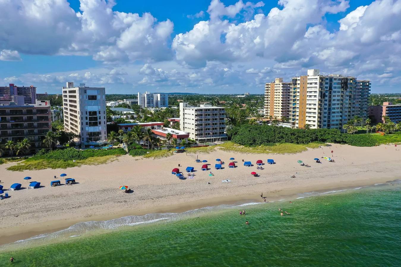 Apartamento entero, La Costa Beach Club in Pompano Beach, Broward County