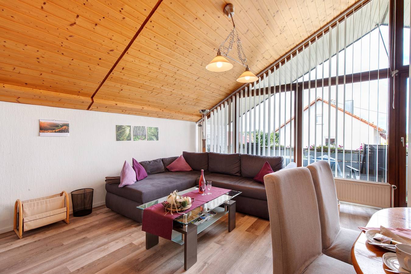 Apartamento entero, Estudio 'Müller' con balcón y wifi in Römerstein, Neckar-Alb