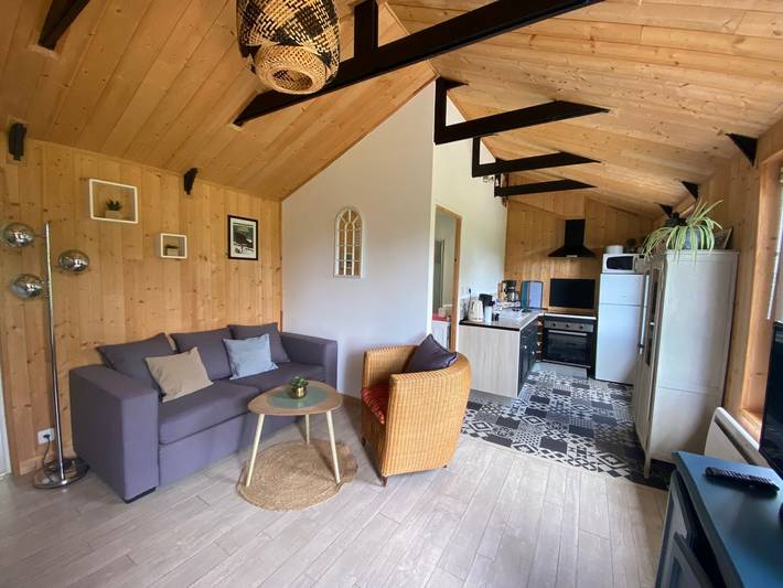 Gîte pour 4 personnes, avec terrasse et jardin à Les Moitiers-d'Allonne - 2