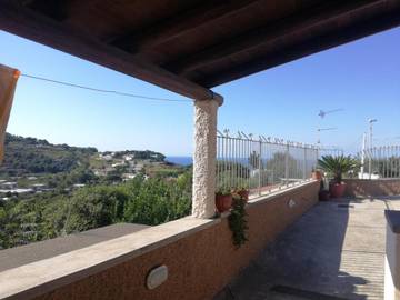 Gîte pour 2 personnes, avec terrasse et vue à Forio
