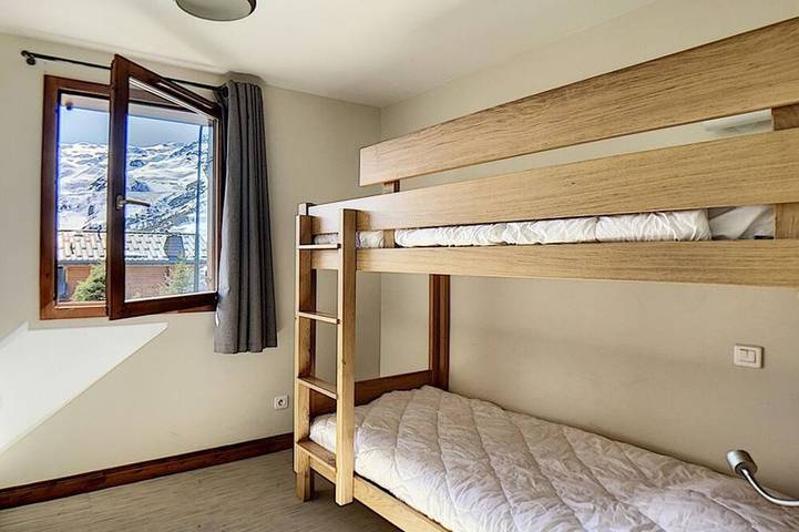 Entire apartment, 5-room Apartment for 10 pax · Near slopes · Balcony · Sauna & Hammam in Saint-Martin-de-Belleville, Les Belleville