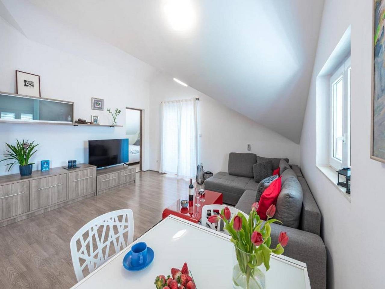 Ganze Wohnung, Apartments Meri & Karla - Two Bedroom Apartment with Balcony and Sea View in Dubrovnik, Grad Dubrovnik