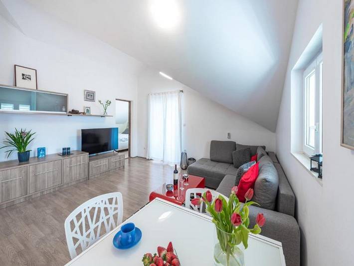 Entire apartment, Apartments Meri & Karla - Two Bedroom Apartment with Balcony and Sea View in Dubrovnik, Grad Dubrovnik