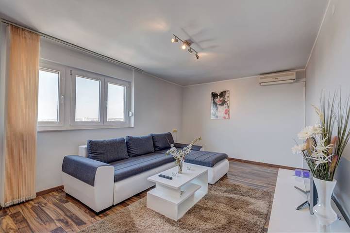 Ferienwohnung für 4 Personen, mit Balkon in Zadar (Kommun)