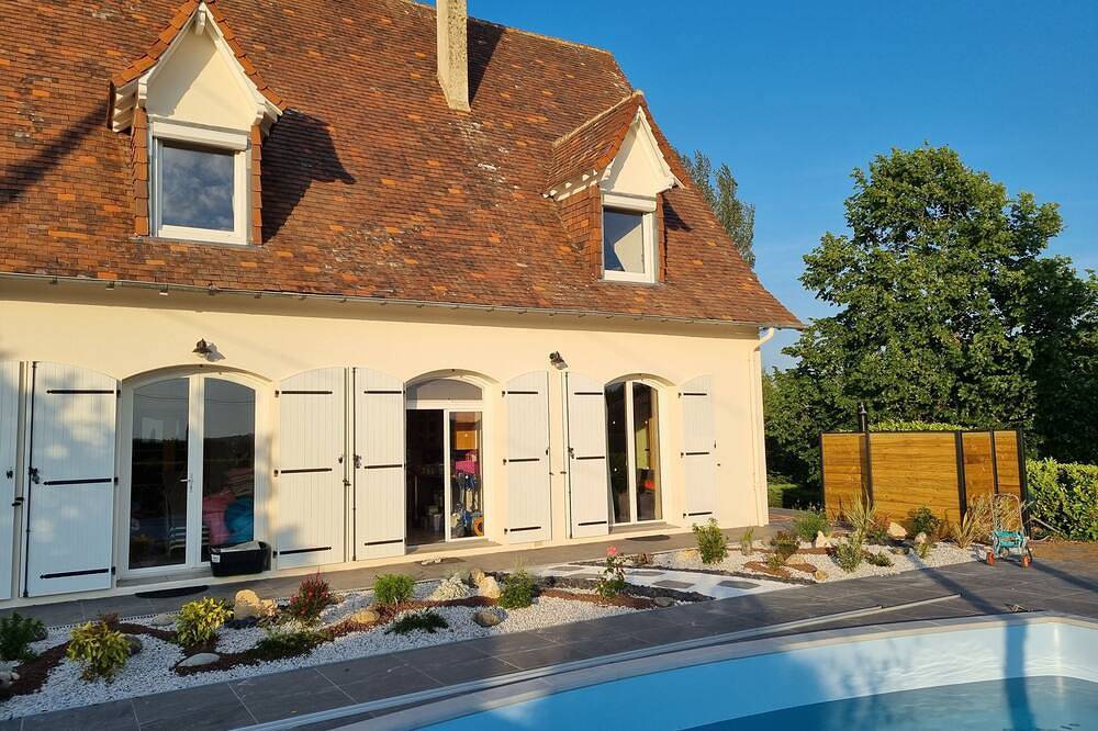 Maison de vacances à Blis et Born, près de Périgueux, Dordogne - grande piscine chauffée in Blis-et-Born, Périgord Blanc