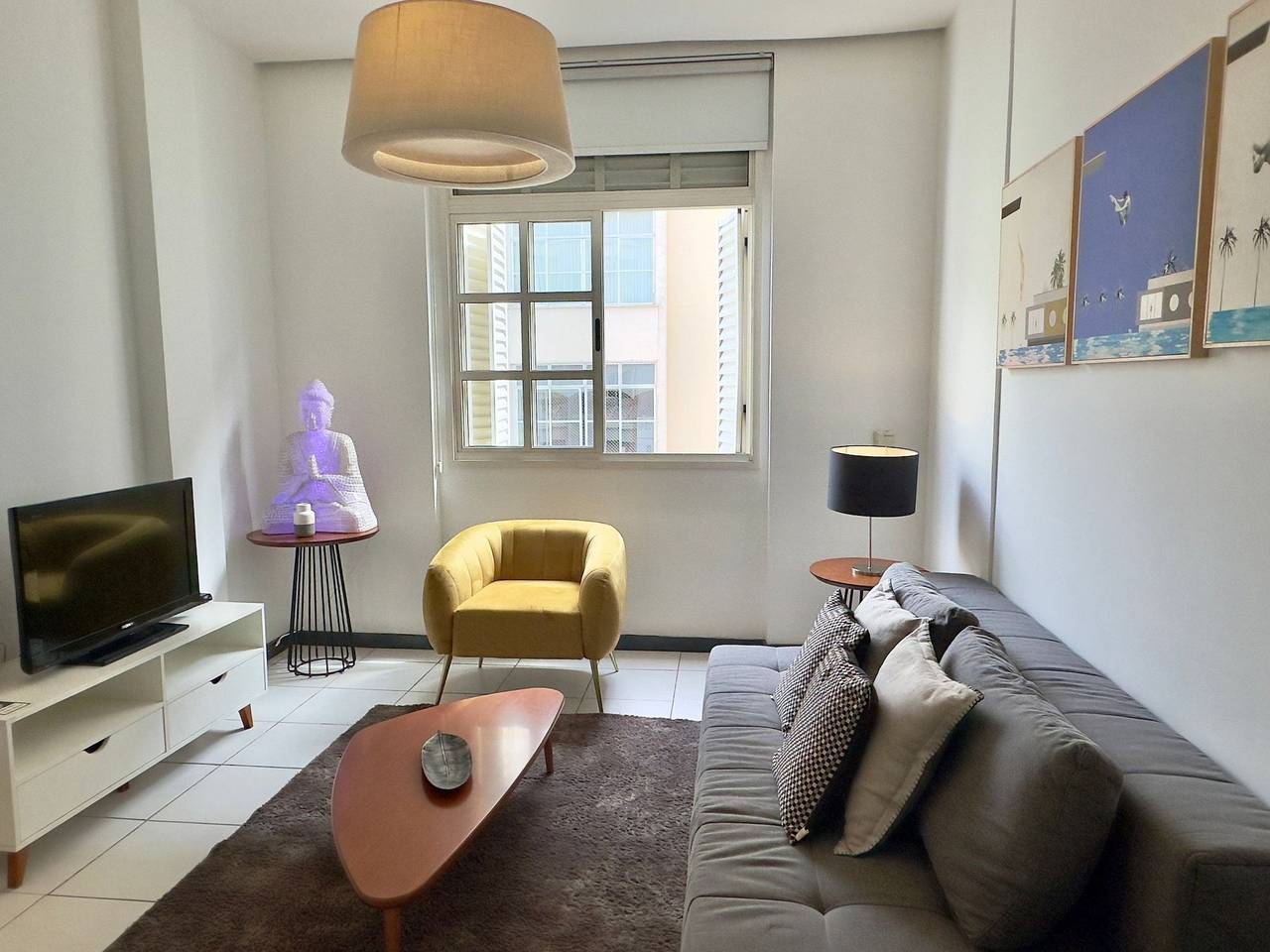 Entire apartment, Beautiful apartment meters from Copacabana beach in Copacabana, Rio de Janeiro