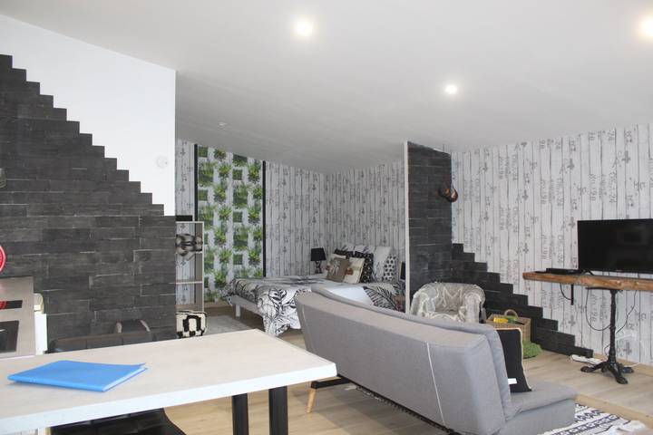 Appartement de vacances pour 2 personnes, avec terrasse et jacuzzi, animaux acceptés