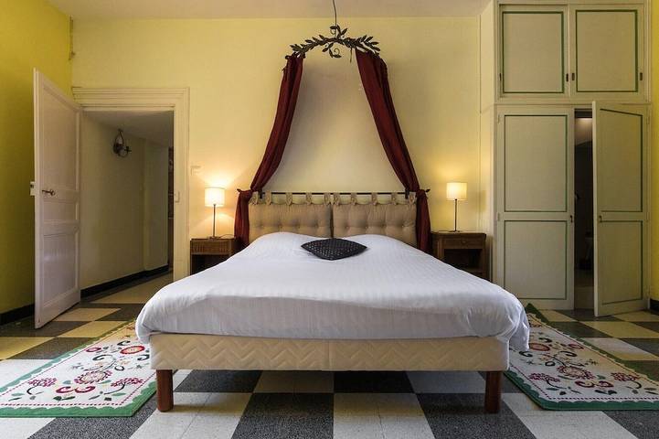 Gîte pour 4 personnes, avec Piscine à Chalais (Aquitaine) - 2