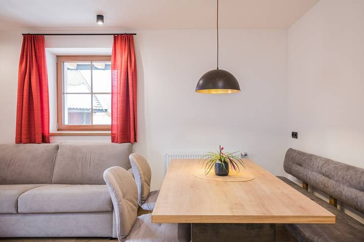 Ganze Wohnung, Ferienwohnung 'Kuenz Dolomiten 4' mit Bergblick, Balkon & Wlan in Vierschach, Innichen