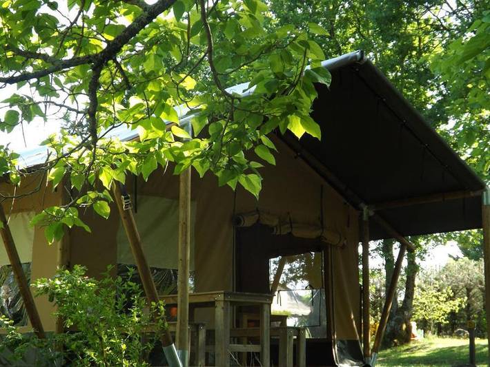Camping La Fontaine du Roc - Wohnzelt auz holz 5 personen - Safari ohne Sanitäranlagen in Dévillac, Villeneuve-sur-Lot und Umgebung