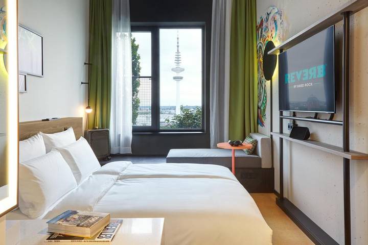 Hotel für 2 Personen, mit Ausblick in Hamburger DOM - 4