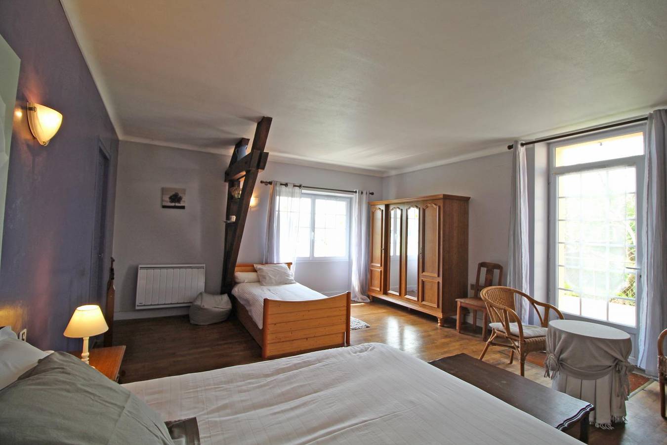 Chez Doussaud - Chambre blanche  et verte in Bessines-sur-Gartempe, Región de Bellac