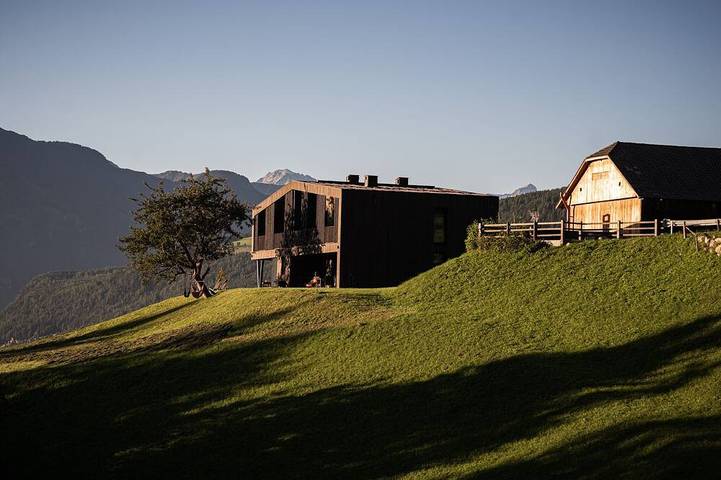 Gîte pour 6 personnes, avec jardin et balcon, animaux acceptés à Brunico - 3