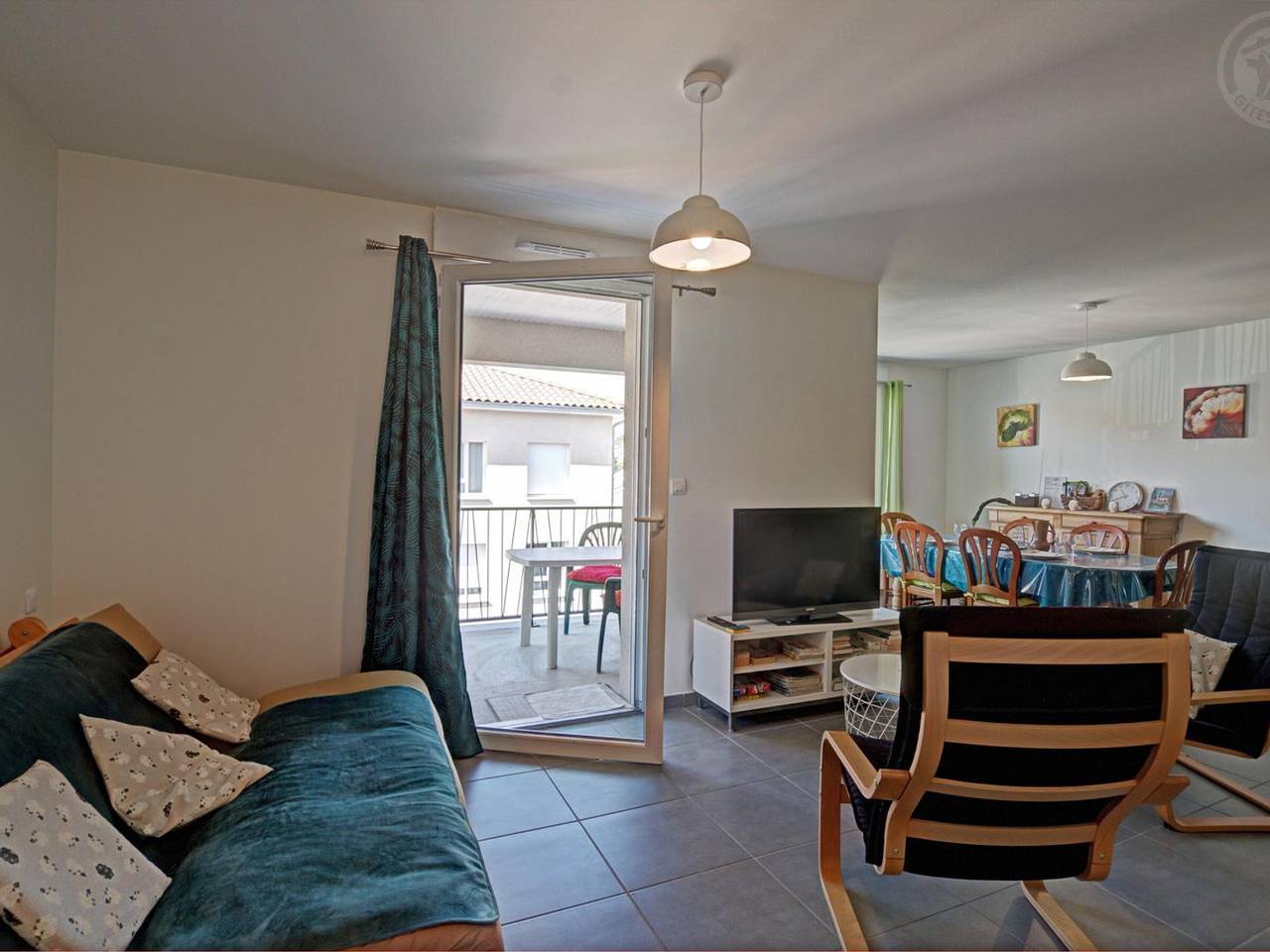 Appartement entier, Appartement Moderne avec Balcon et Internet Fibre à Saint-Genest-Malifaux in Saint-Genest-Malifaux, Parc Naturel Régional du Pilat