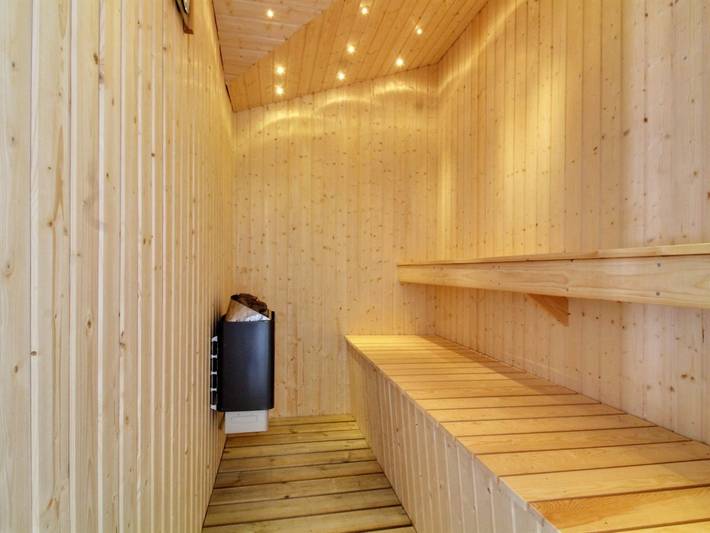 Ferienhaus mit Meerblick für 10 Personen, mit Pool und Kinderpool sowie Sauna und Terrasse in Vejers Strand - 3
