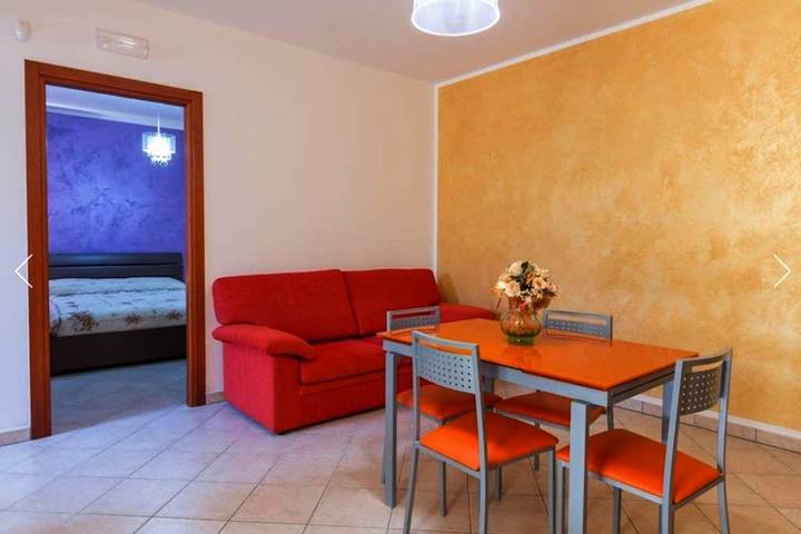 Casa vacanza per 4 persone, con panorama e giardino, con animali domestici ad Ortelle