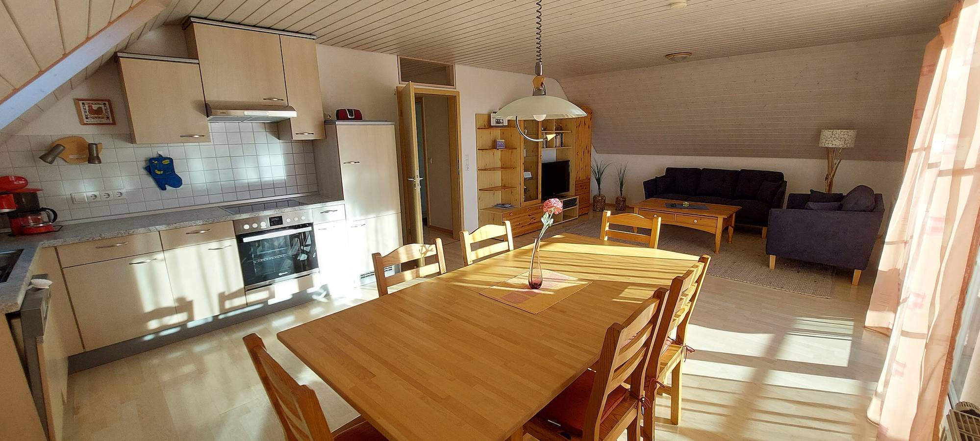 Ganze Ferienwohnung, Ferienwohnungen Haus Riether - Ferienwohnung 4: 3 Zimmer, 87 qm in Friedrichshafen, Region Bodensee-Oberschwaben