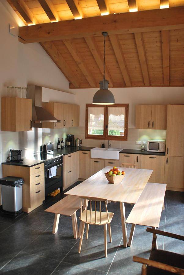 Chalet pour 8 personnes, avec jardin et vue, adapté aux familles à Saint-François-Longchamp - 3