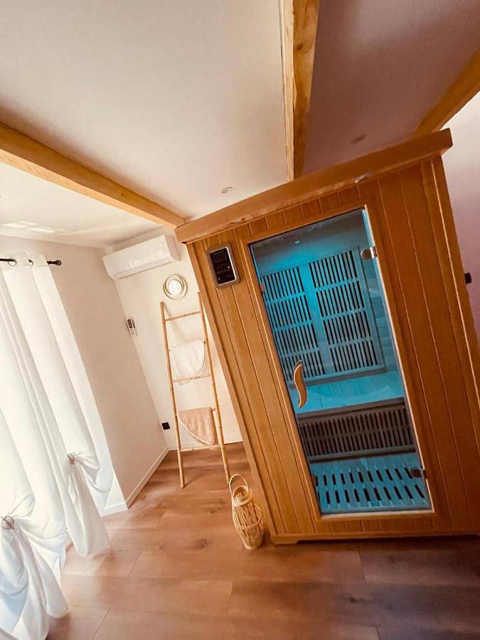 Location de vacances pour 4 personnes, avec Jacuzzi et Sauna à Bassan