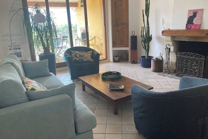 Location de vacances pour 4 personnes, avec terrasse à La Verdière - 4
