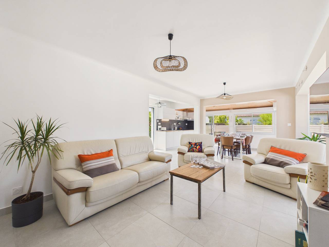 Maison 6 pers, jardin, mer à 30 m in La Plaine-sur-Mer, Côte de Jade