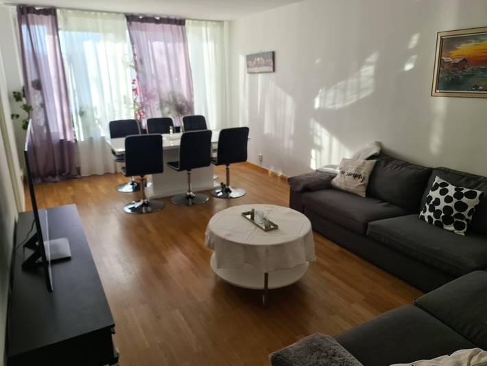Lägenhet för 4 Personer i Danderyd