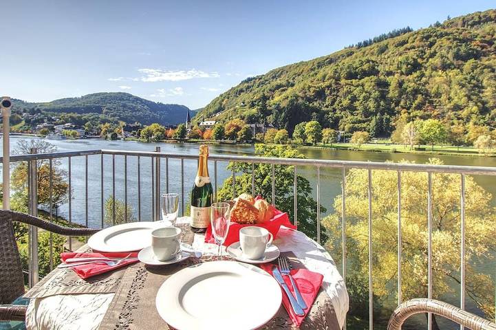 Gîte pour 2 personnes, avec balcon à Bullay
